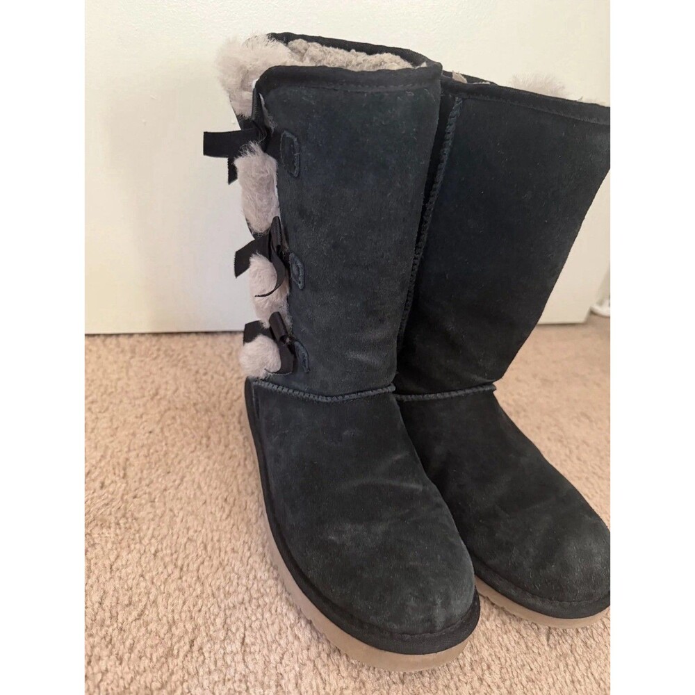 Koolaburra by UGG Victoria Tall Suede Boots size 7